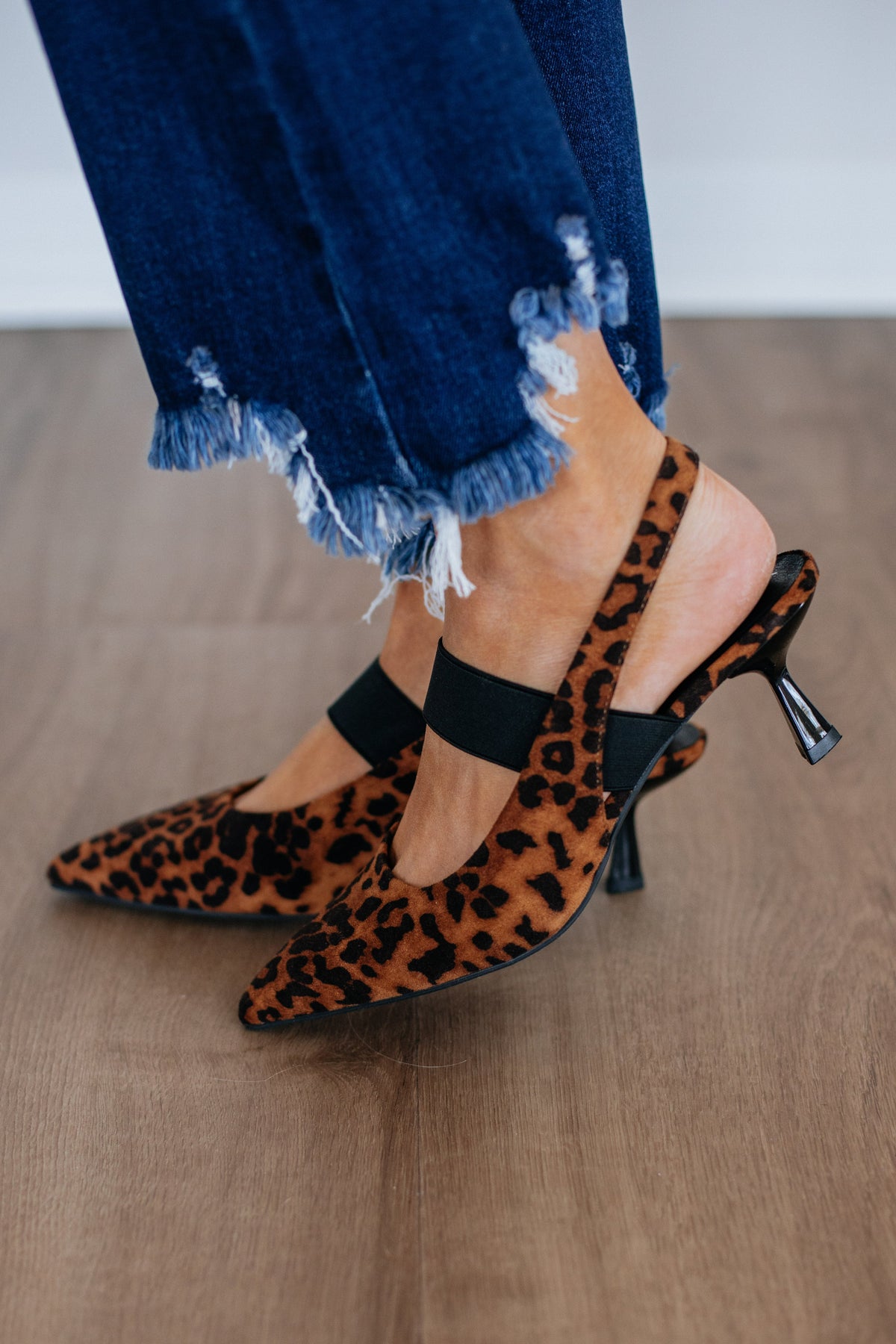 Strut Mode Heels
