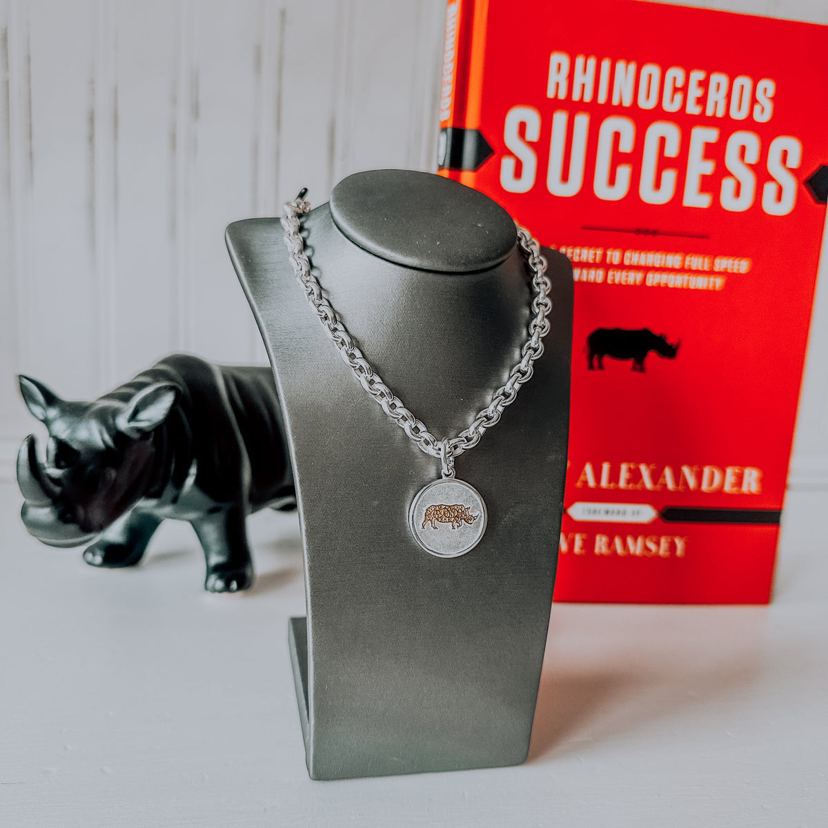 Lola 19MM Rhino Pendant - Alpine White with Gold