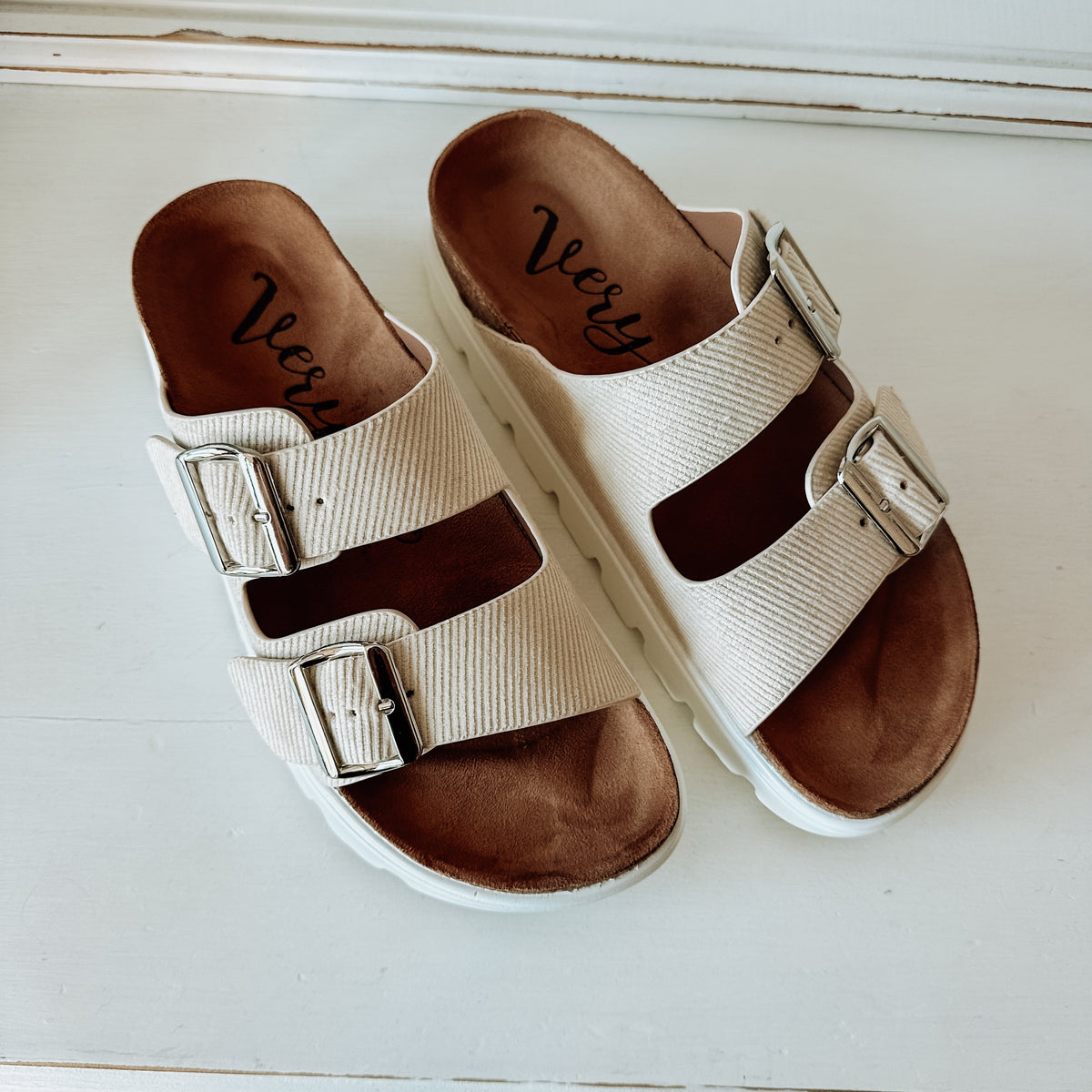 Jazmin Flatform Sandal - Cream