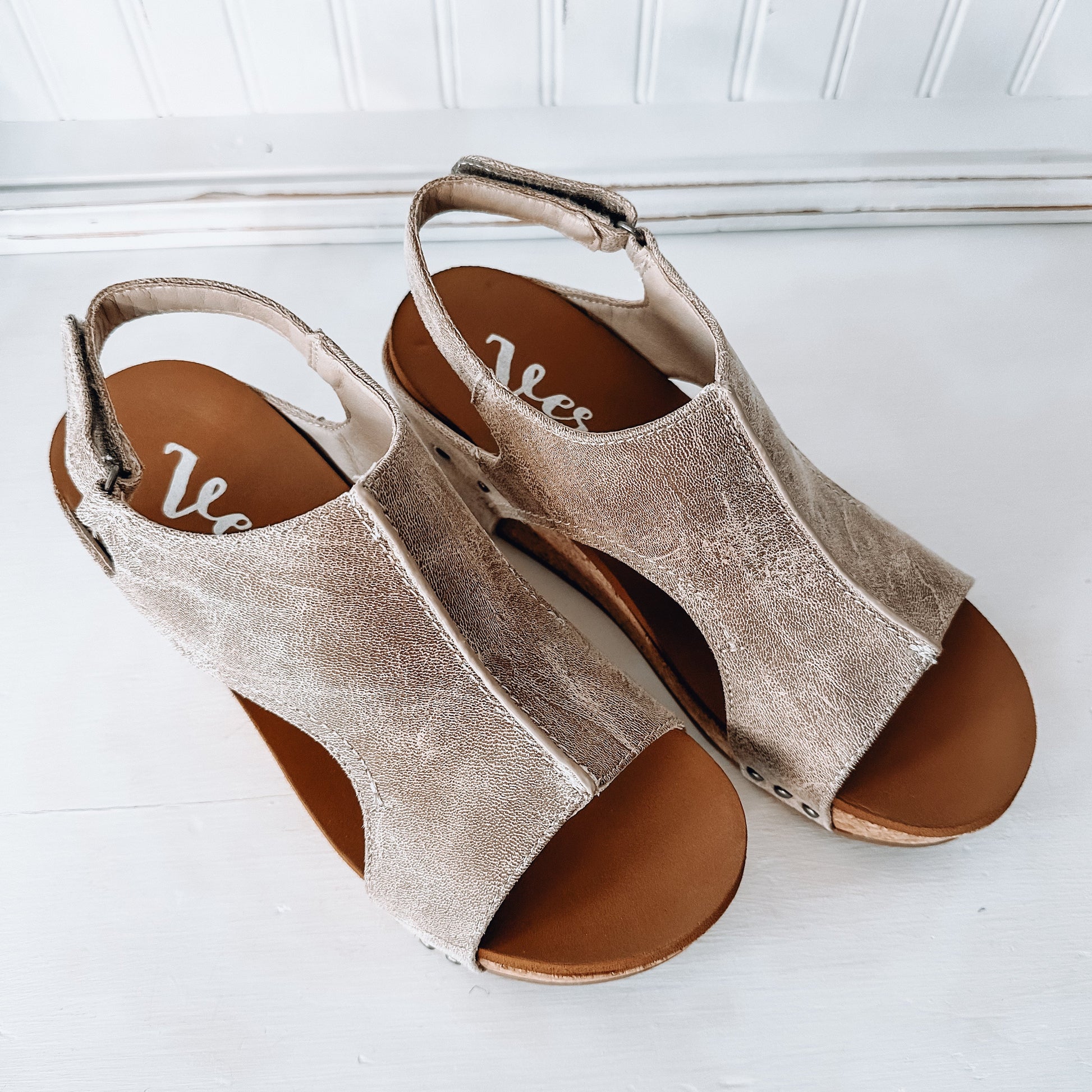 Isabella Wedge Sandal - Cream