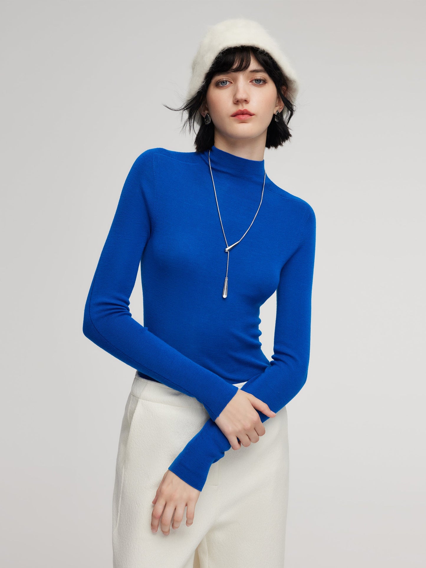 100% Wool Seamless Mock Neck Women Knit Top