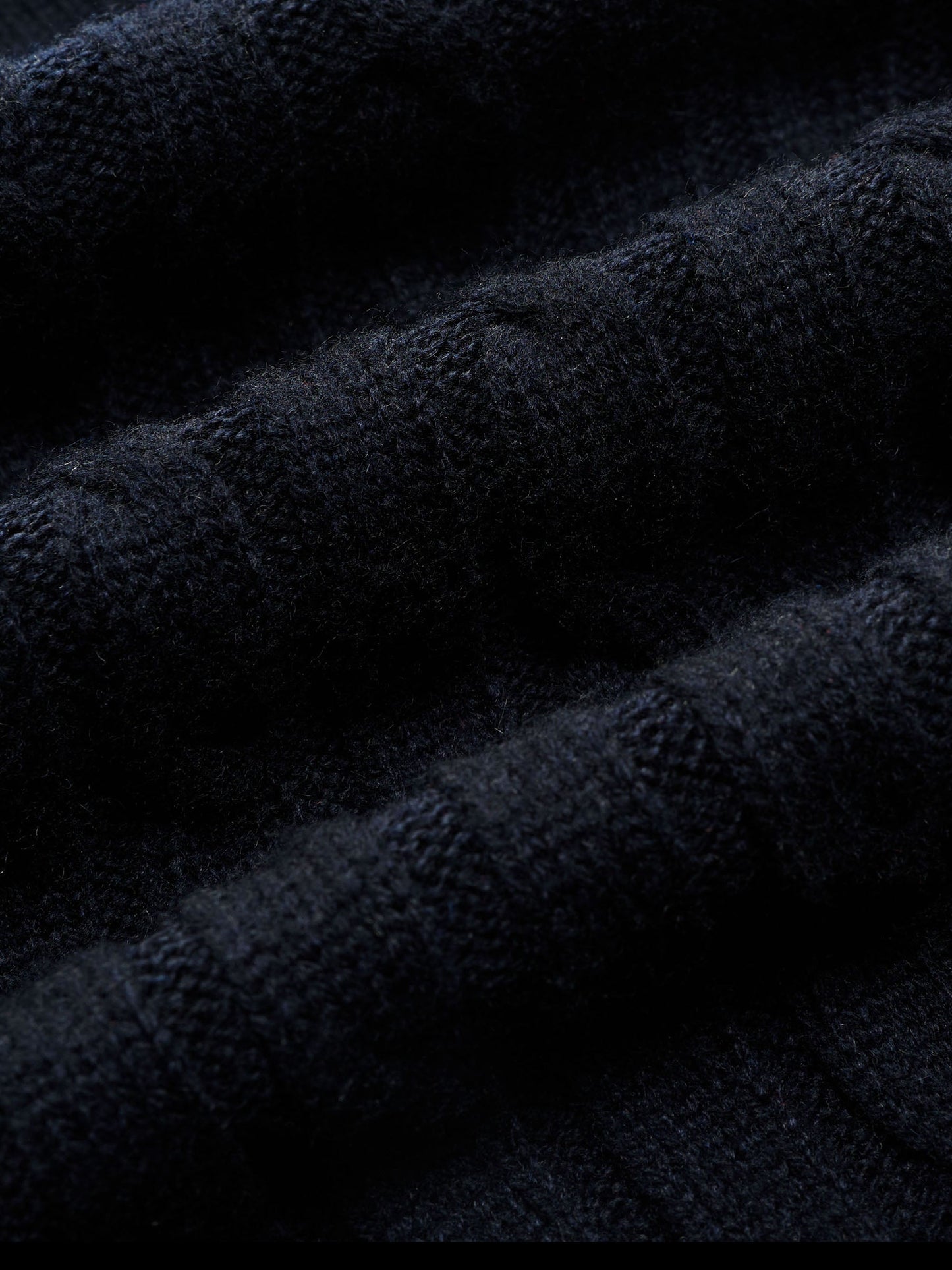 Wool Blend Cable Knit Women Sweater With Detachable Collar And Cuffs