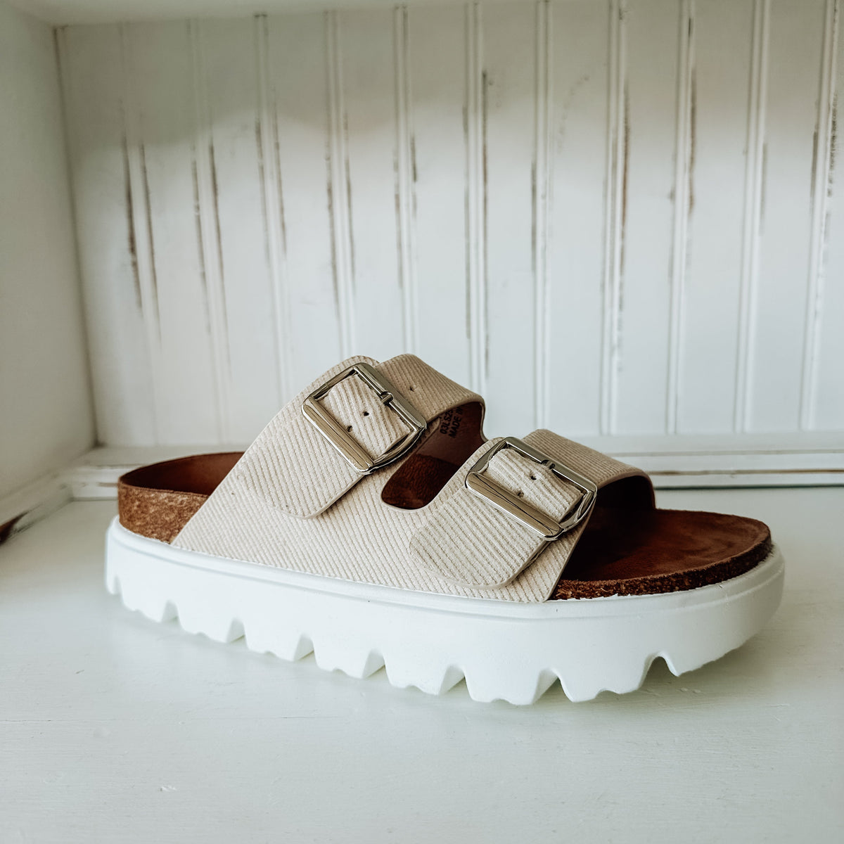Jazmin Flatform Sandal - Cream
