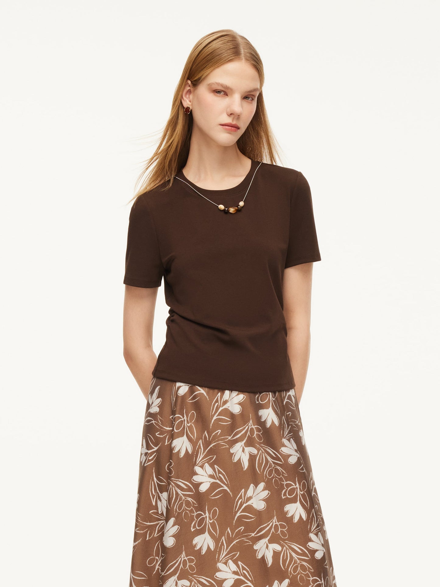 Side Twist Women T-Shirt With Detachable Beaded Necklace