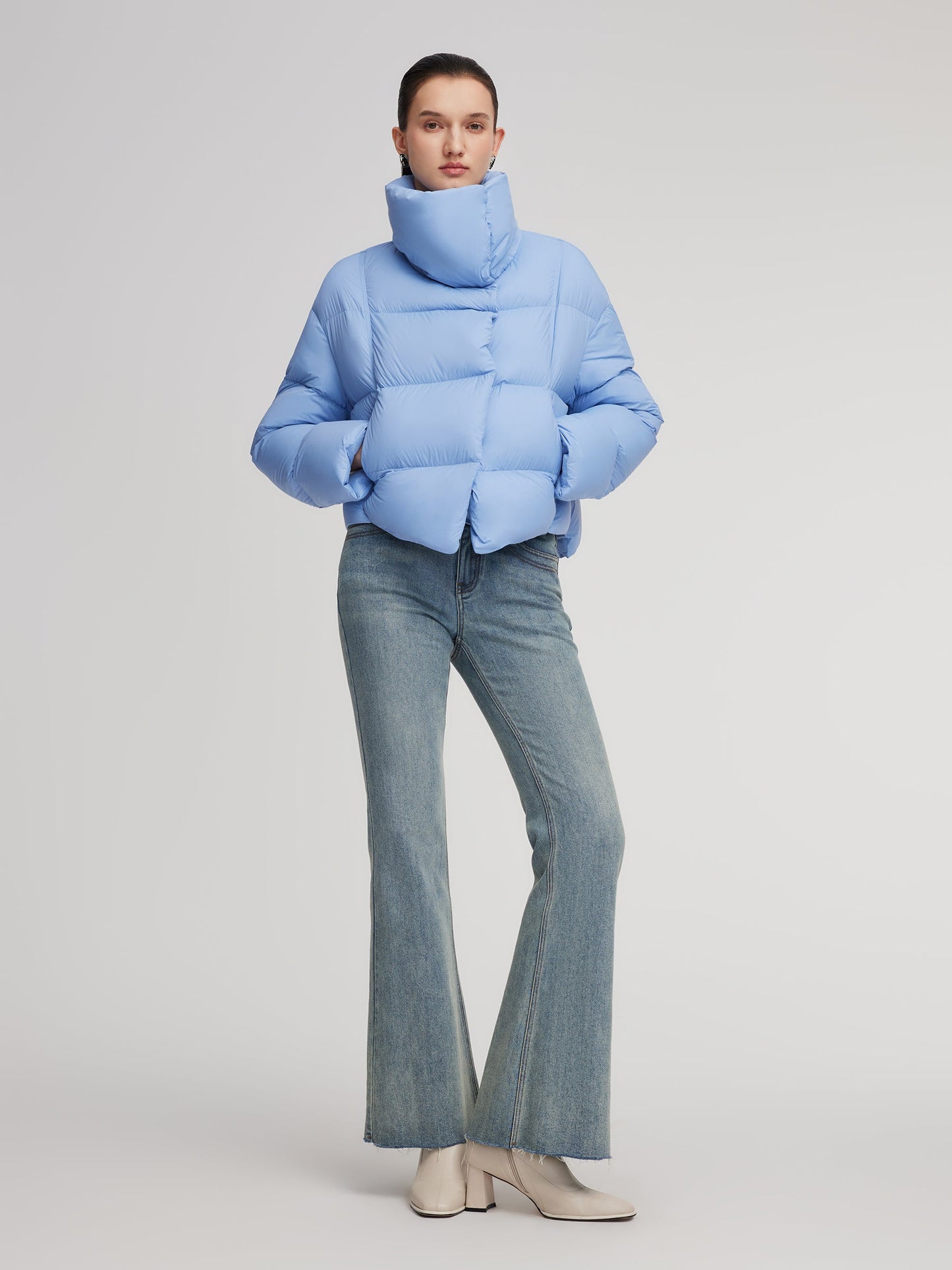 Windproof Lightweight Wide Lapel Goose Down Jacket