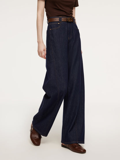 Denim Curved-Leg Women Jeans With Leather Belt