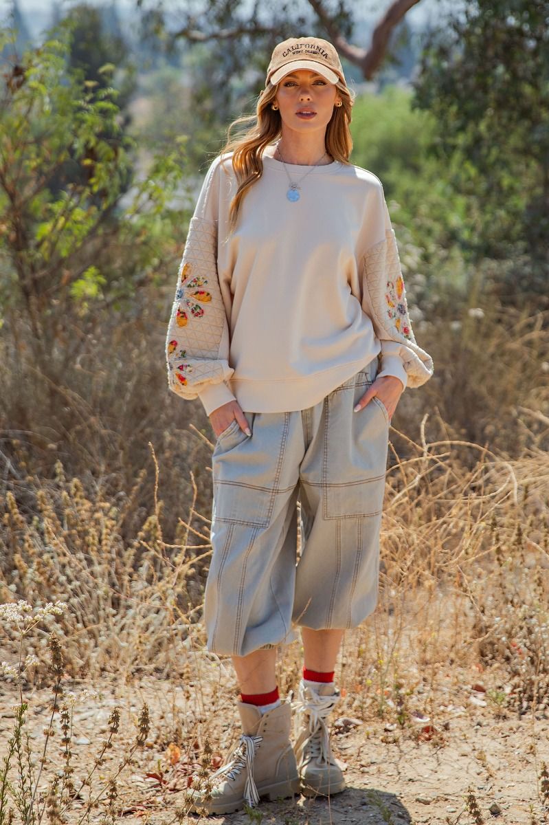 Easel Bloom & Cozy Quilted Sleeve Pullover