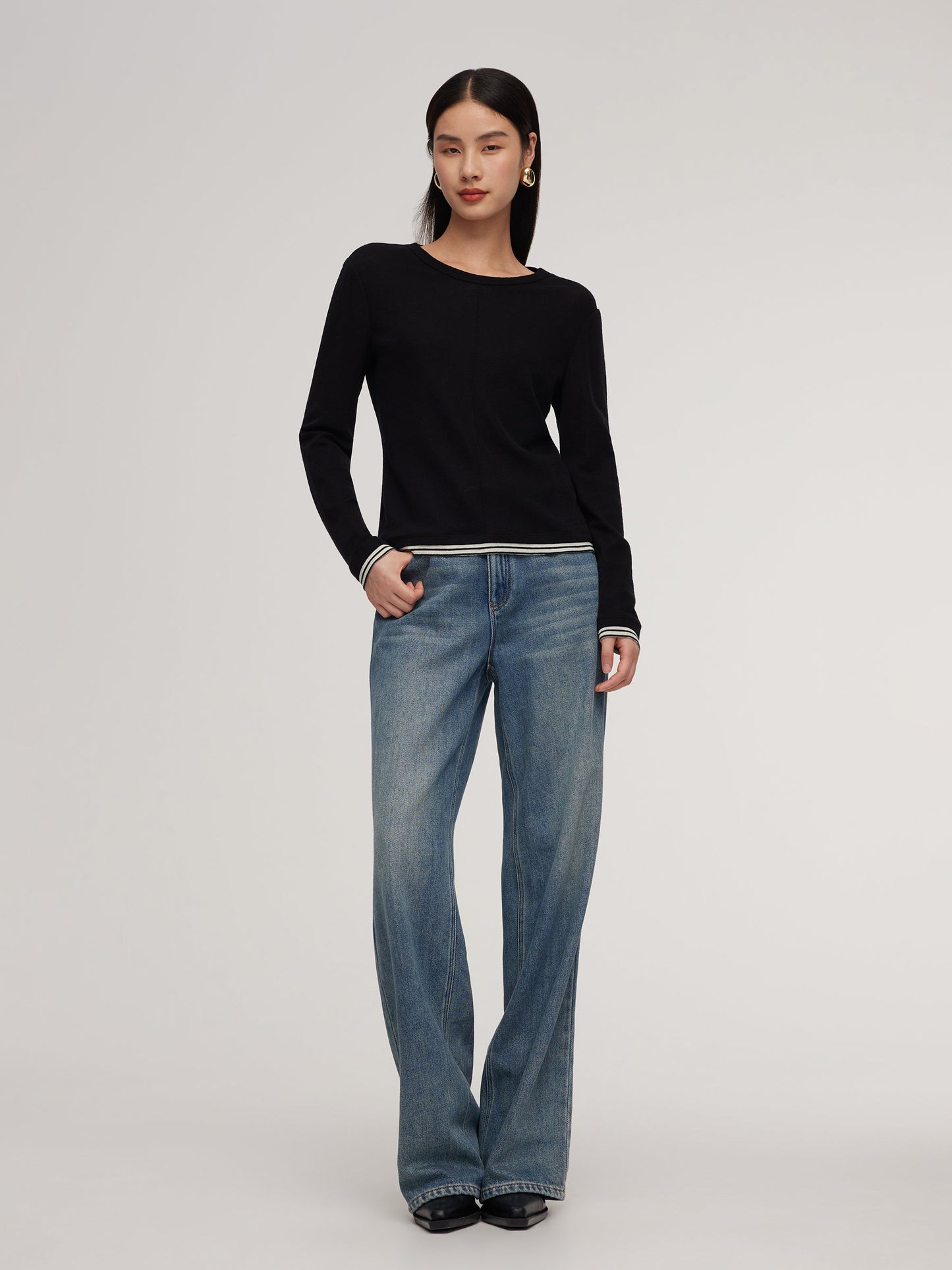 100% Wool Contrast Trim Women Knit Top