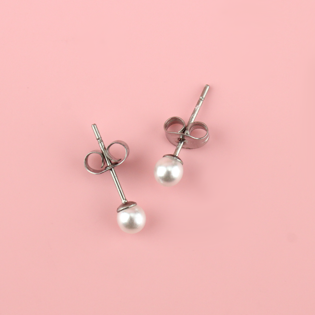 4mm Pearl Stud Earrings