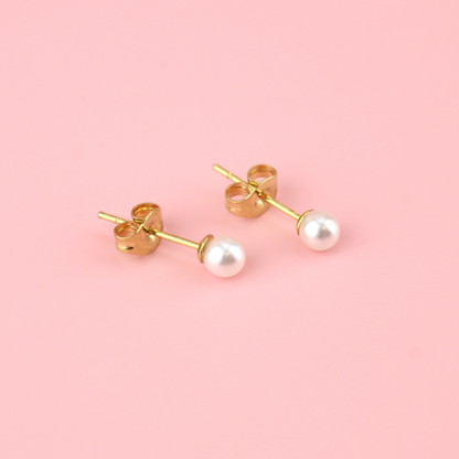 4mm Pearl Stud Earrings (Gold Plated)