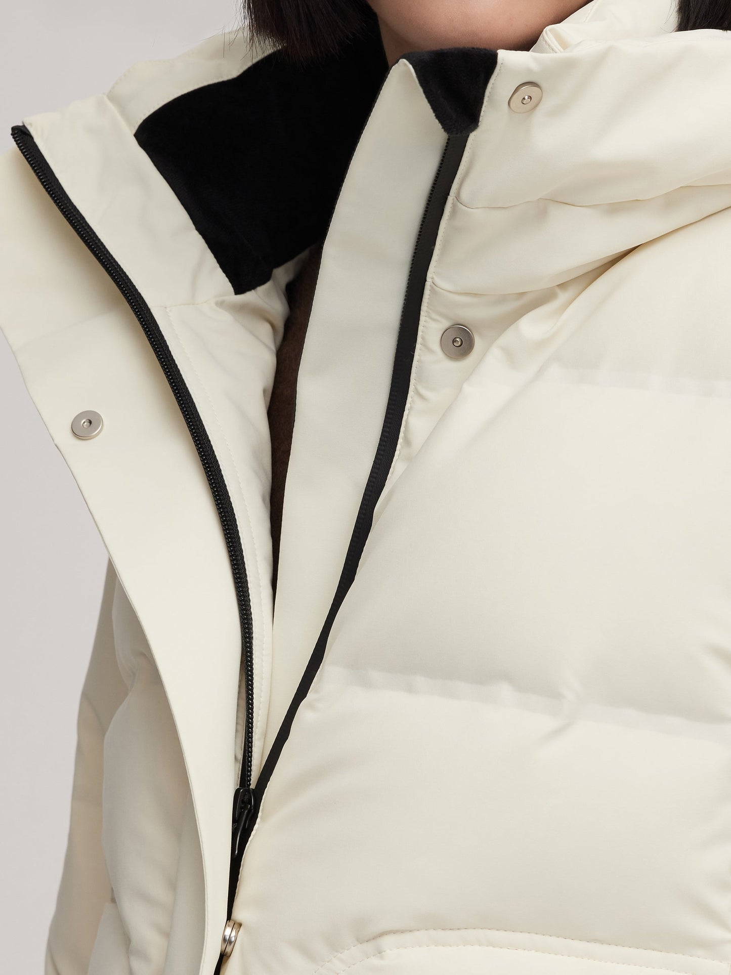 Thermal Tech Back Hooded Goose Down Coat