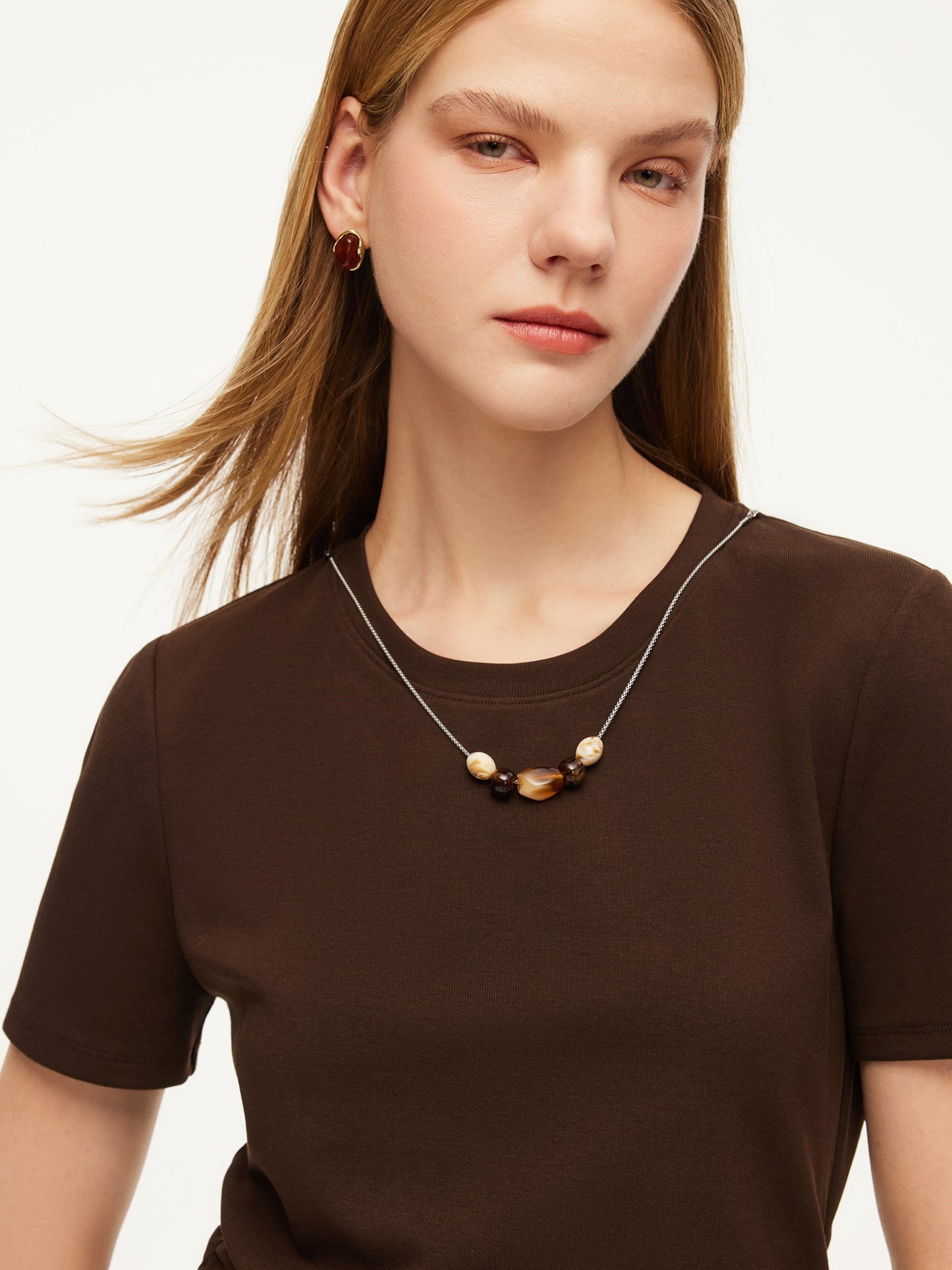 Side Twist Women T-Shirt With Detachable Beaded Necklace