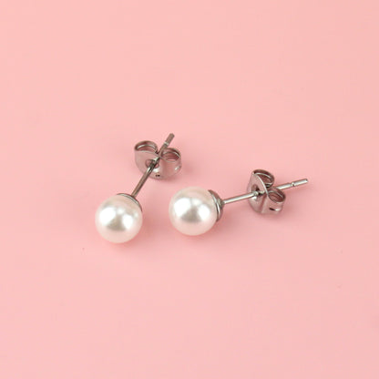 6mm Pearl Stud Earrings
