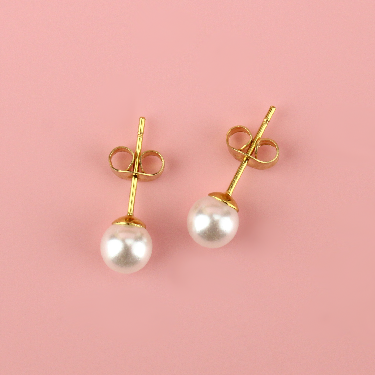 6mm Pearl Stud Earrings (Gold Plated)
