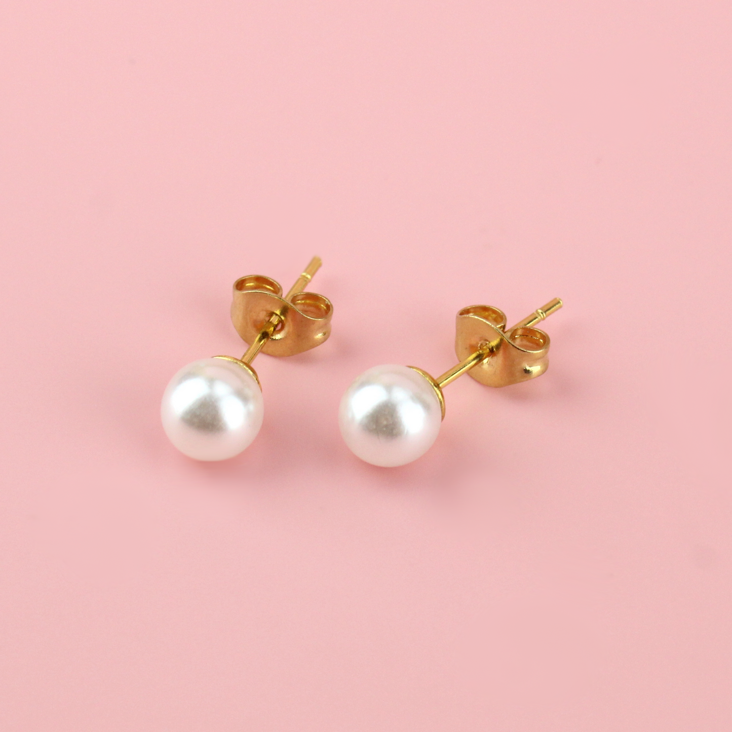 6mm Pearl Stud Earrings (Gold Plated)