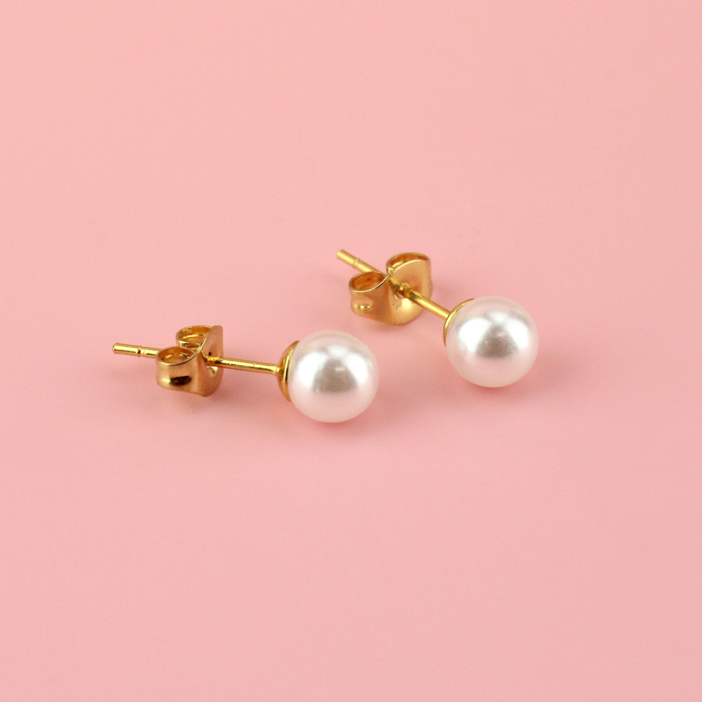 6mm Pearl Stud Earrings (Gold Plated)