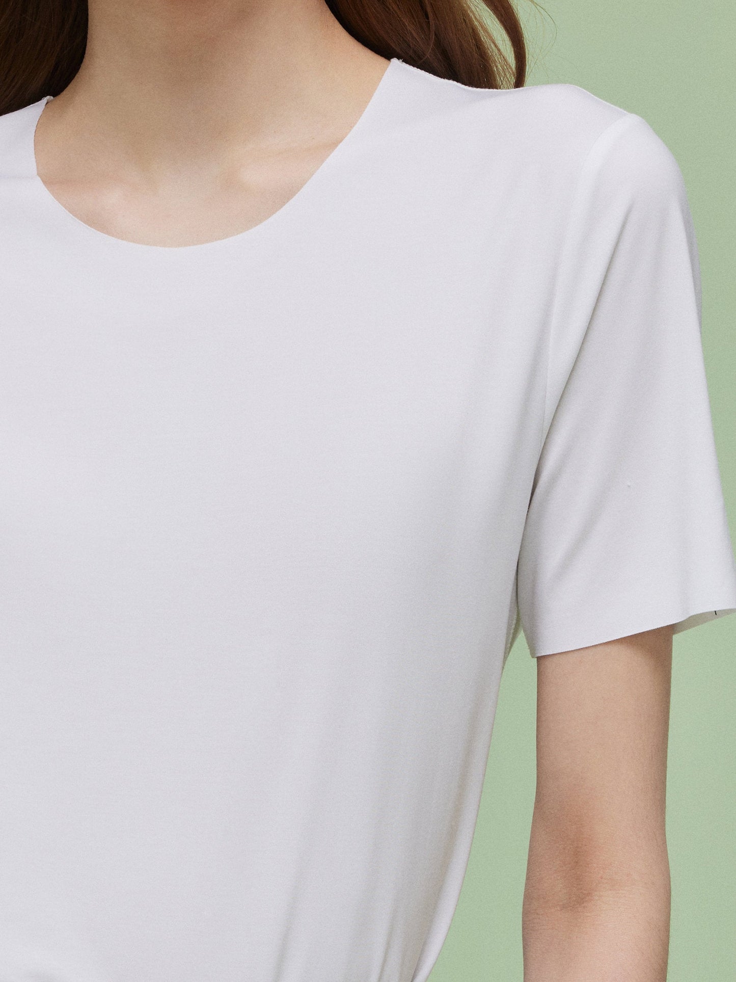 Two-pack (Black & White) Modal Round Neck Unisex T-Shirt