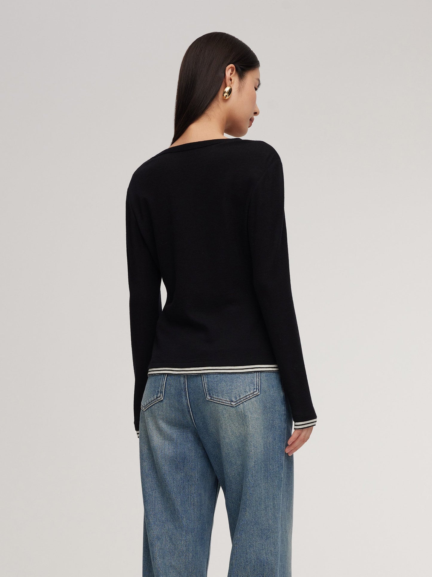 100% Wool Contrast Trim Women Knit Top