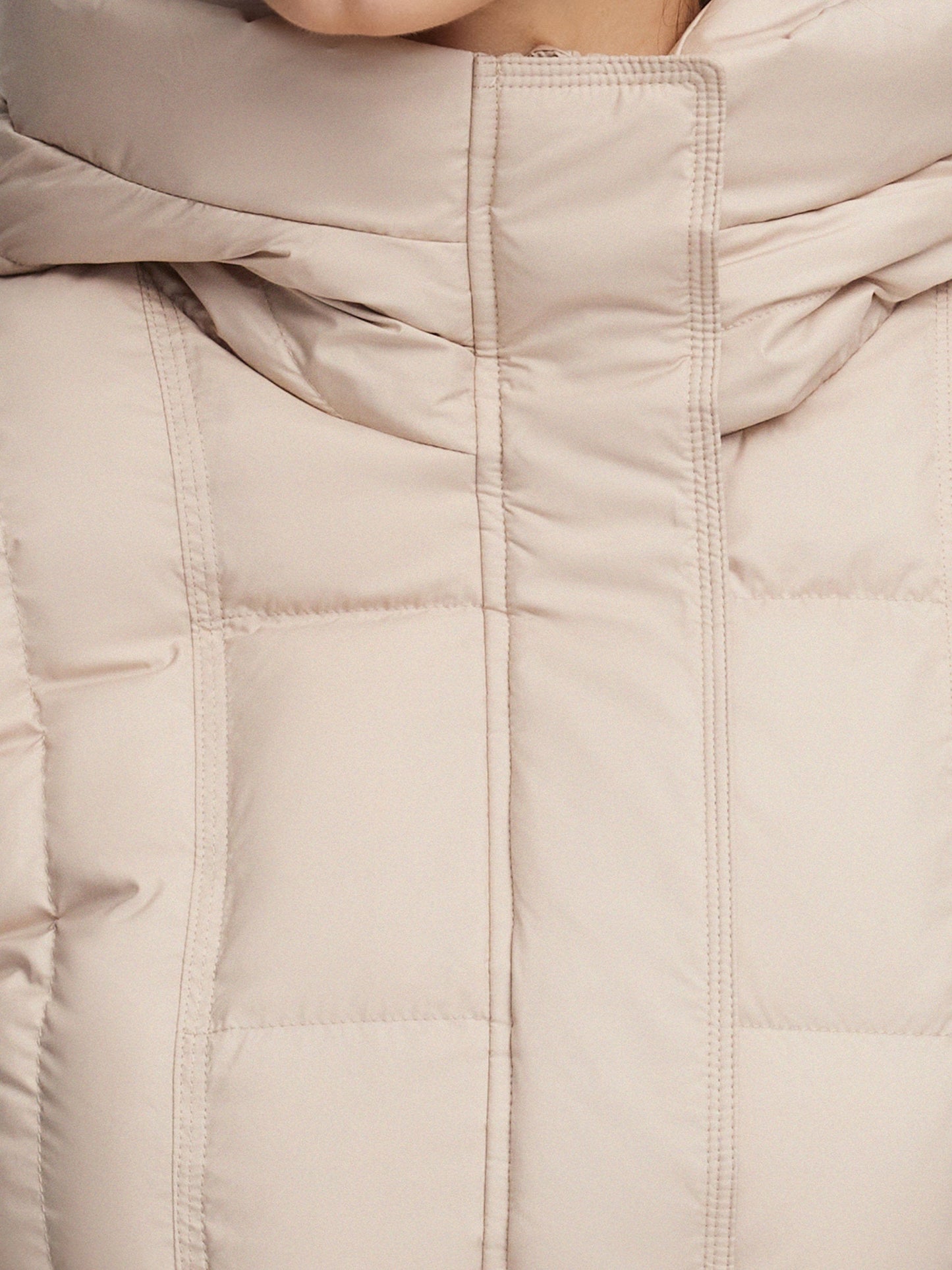 Windproof Hooded Goose Down Coat With Belt