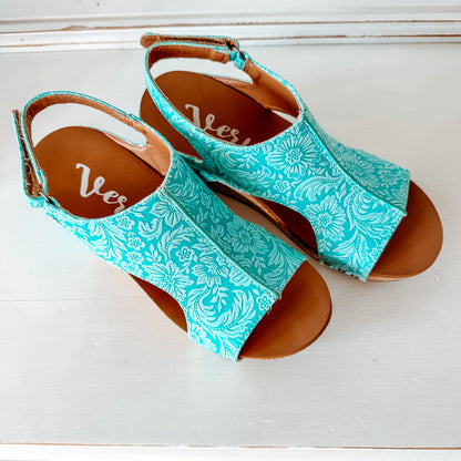 Isabella Tooled Wedge Sandal - Turquoise