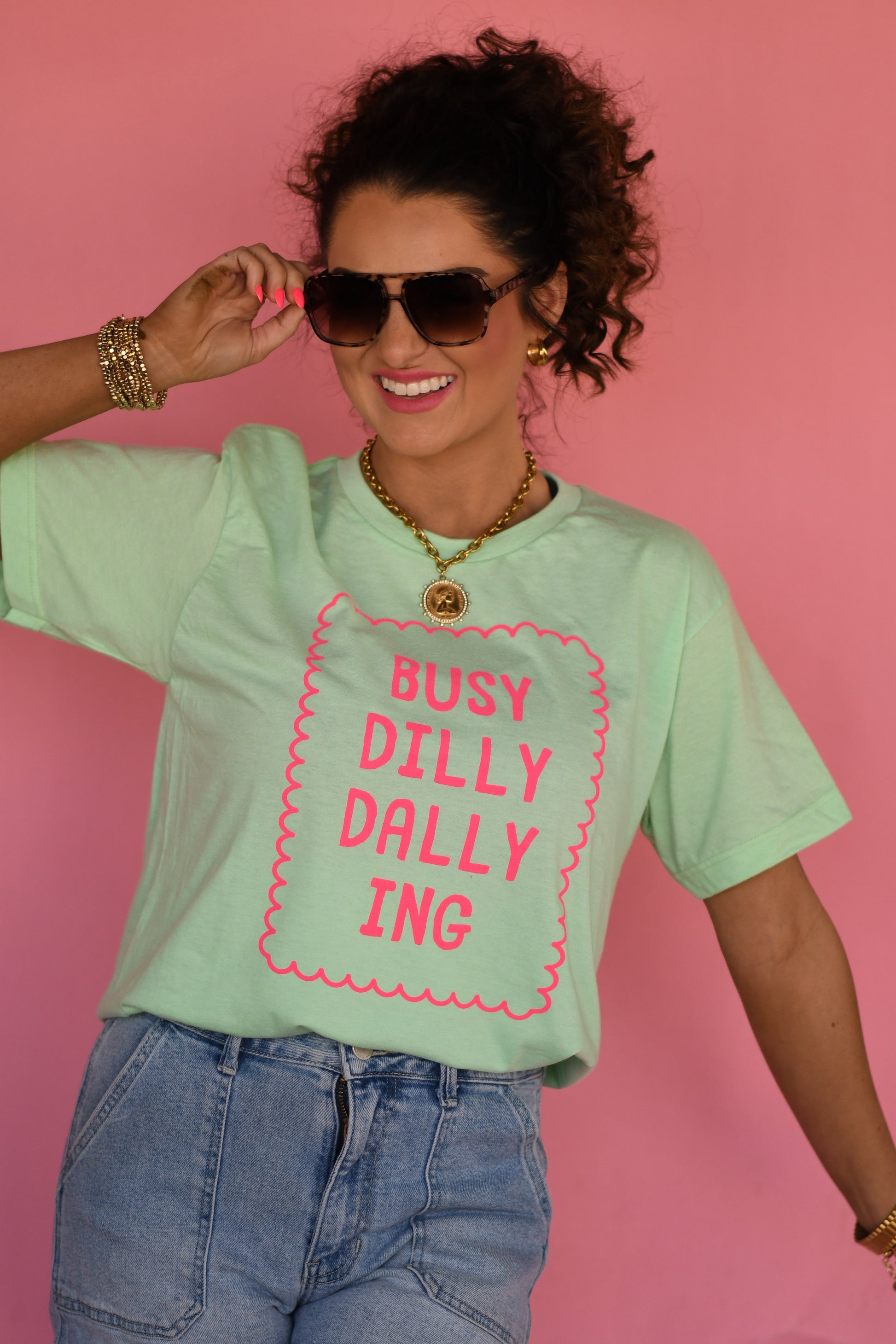 Busy Dilly Dallying Tee