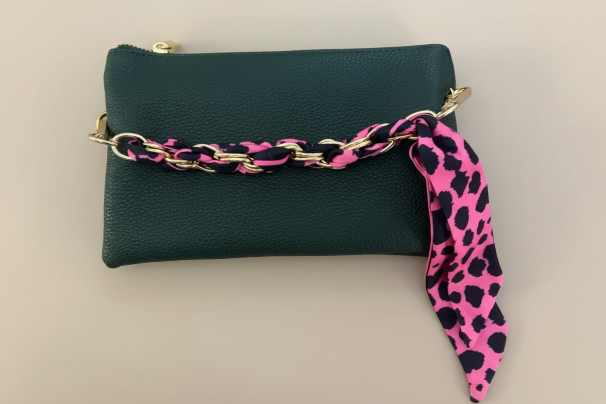 The Signature Chain Scarf Strap