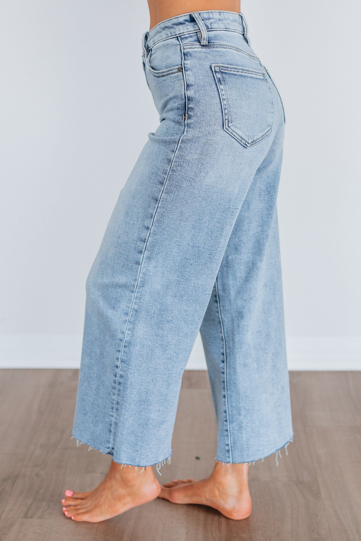 Nori Hidden Jeans - Striking