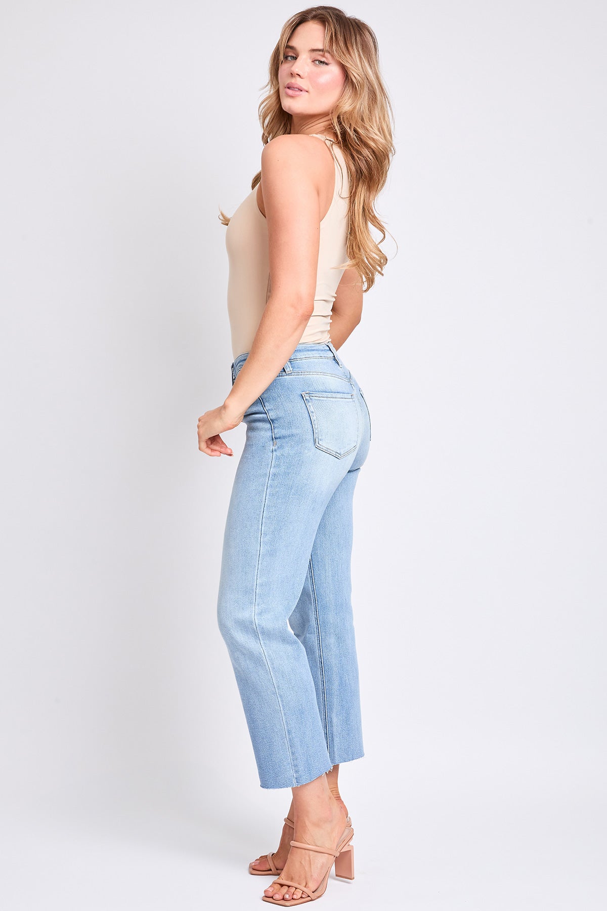 Women's Cropped Straight Jeans