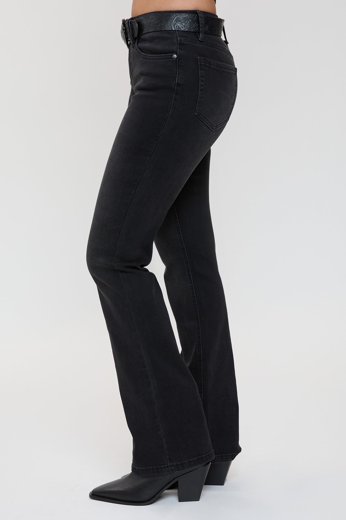 Women's Belted Bootcut Jeans