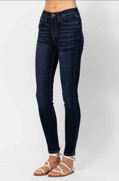Judy Blue Handsand Skinny Jeans - Dark Wash