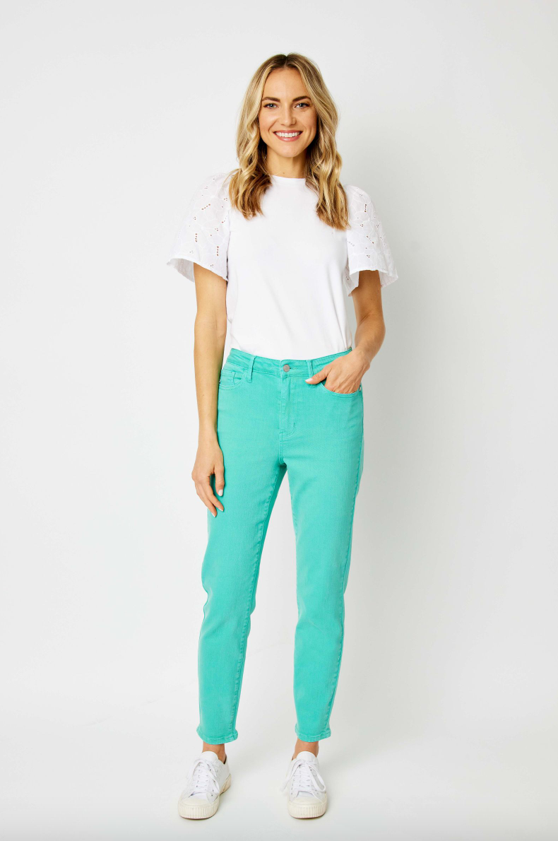 Judy Blue Garment Dyed Girlfriend Jeans - Aquamarine