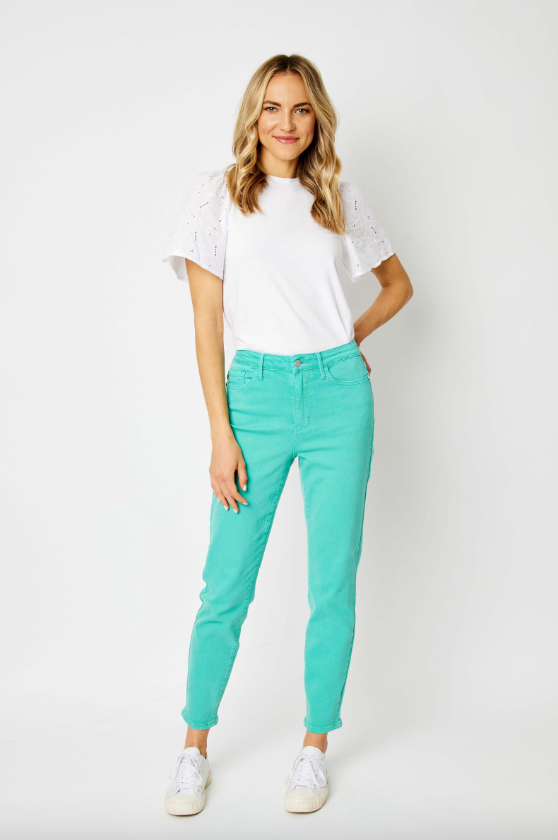 Judy Blue Garment Dyed Girlfriend Jeans - Aquamarine