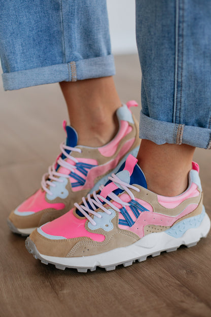 Set The Bar Sneakers