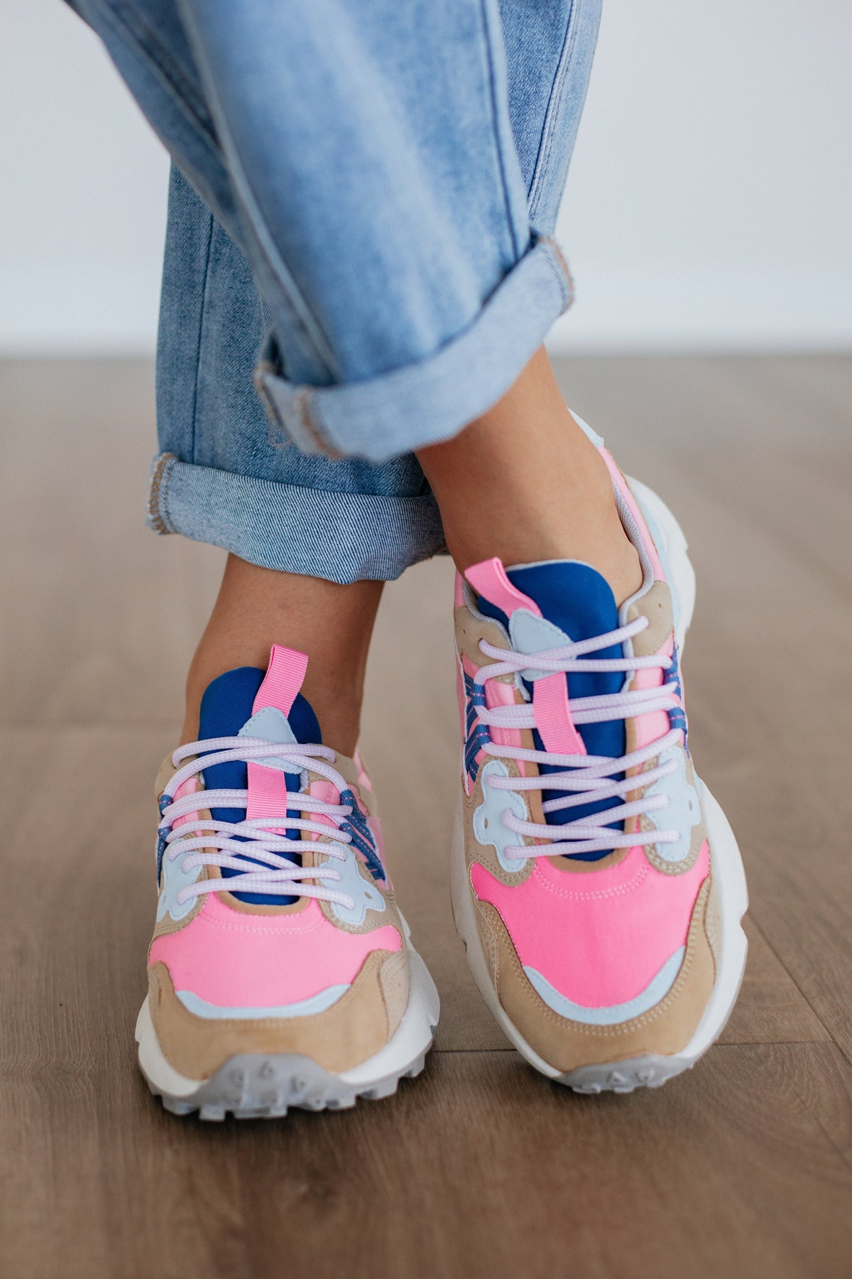 Set The Bar Sneakers