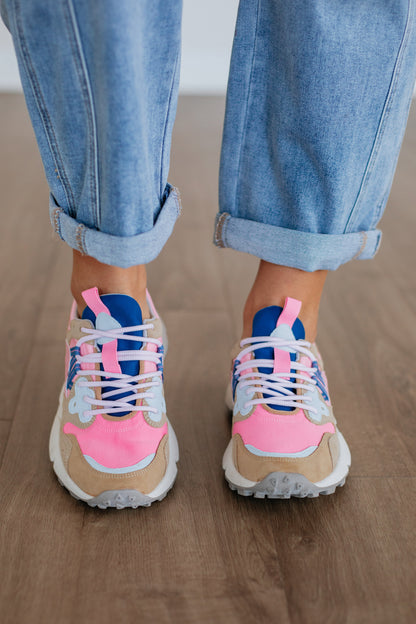 Set The Bar Sneakers