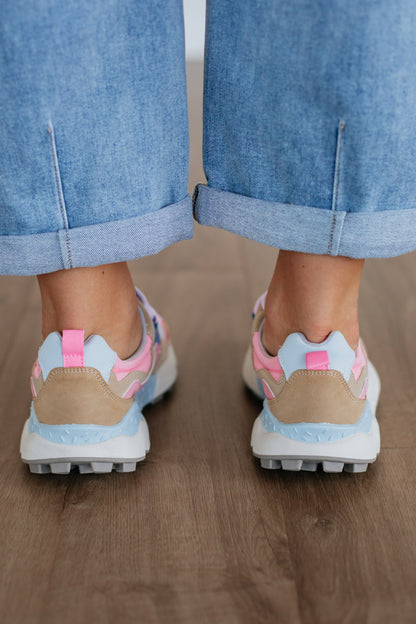 Set The Bar Sneakers