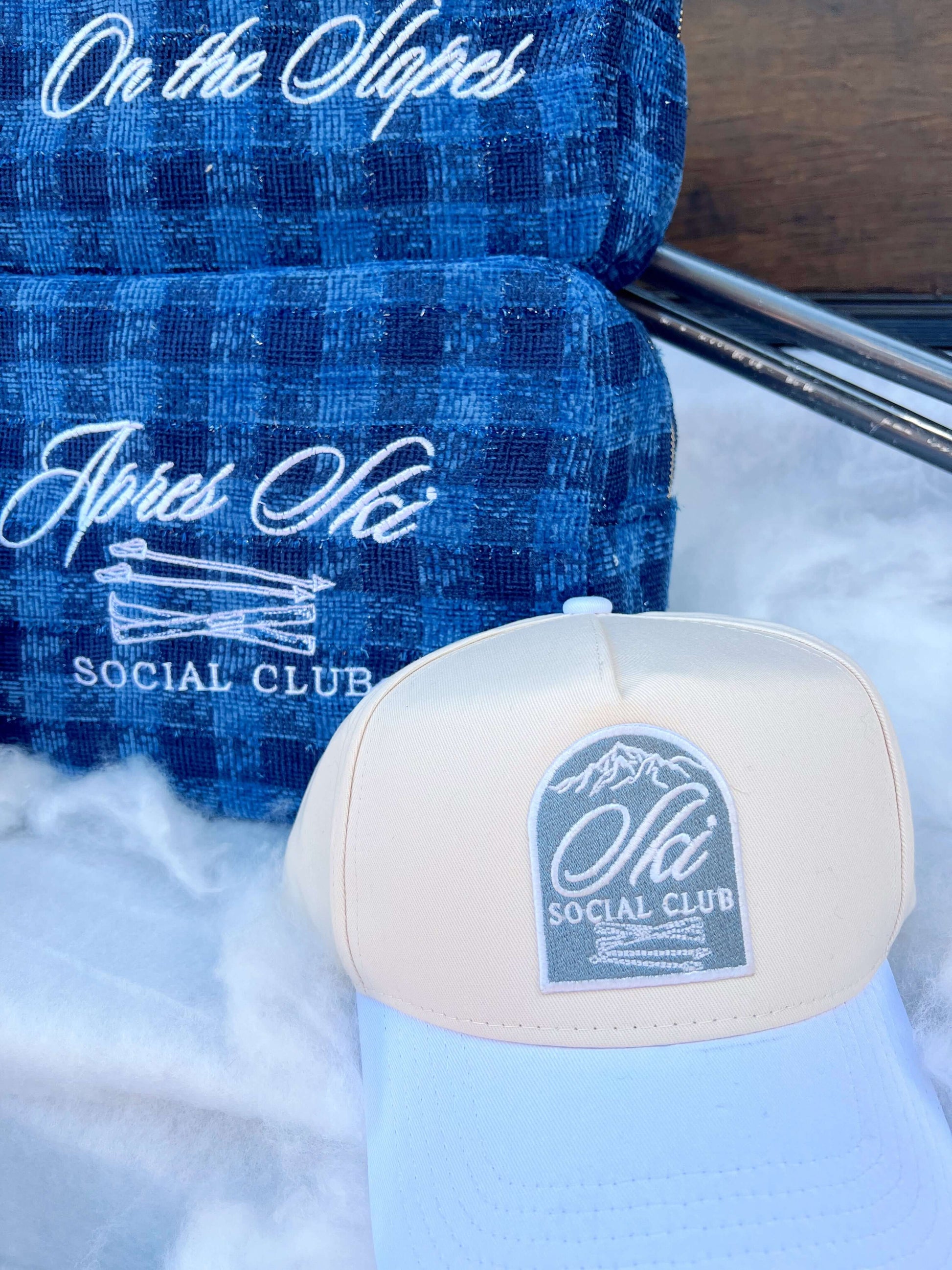 Ski Club - White Vintage Trucker Hat