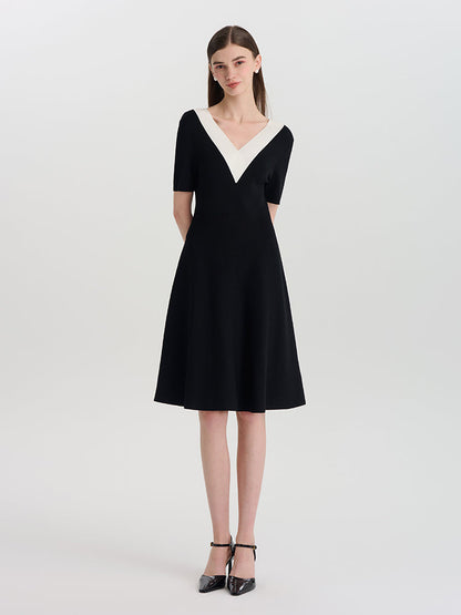 Pre-Order Contrast V-Neck Slim Knitted Women Midi Dress