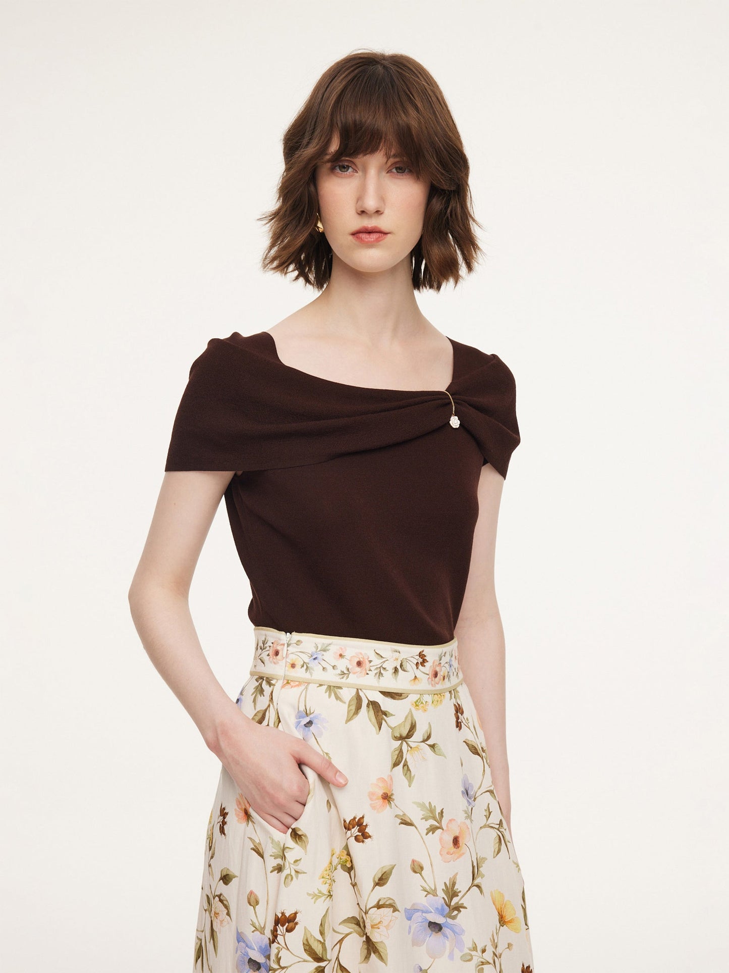 Lyocell Blend Off Shoulder Women Knit Top With Detachable Magnetic Flower
