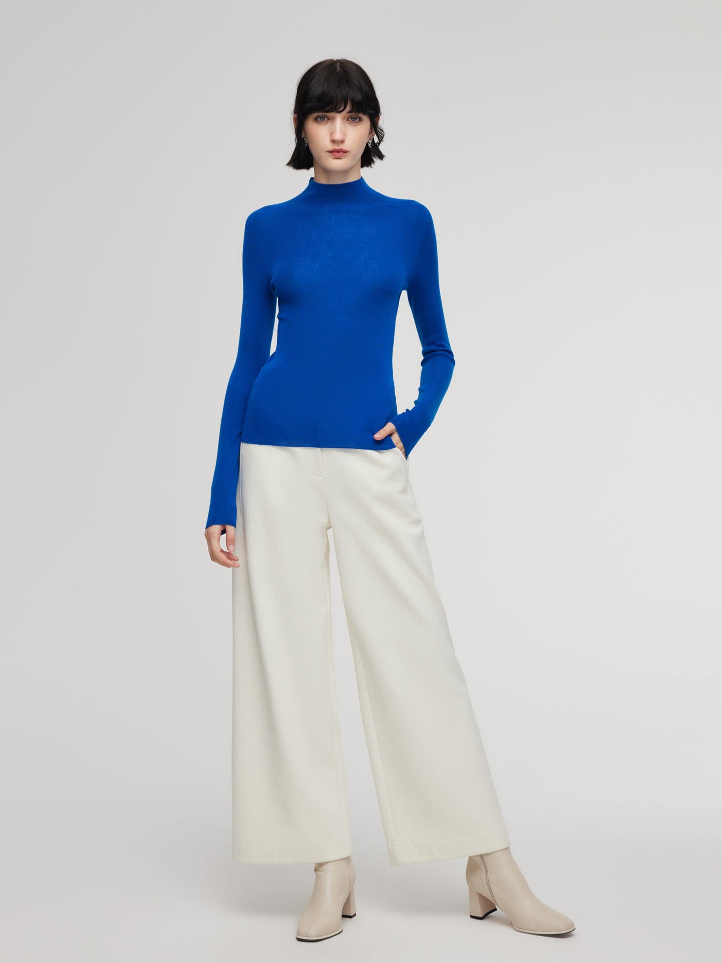 100% Wool Seamless Mock Neck Women Knit Top