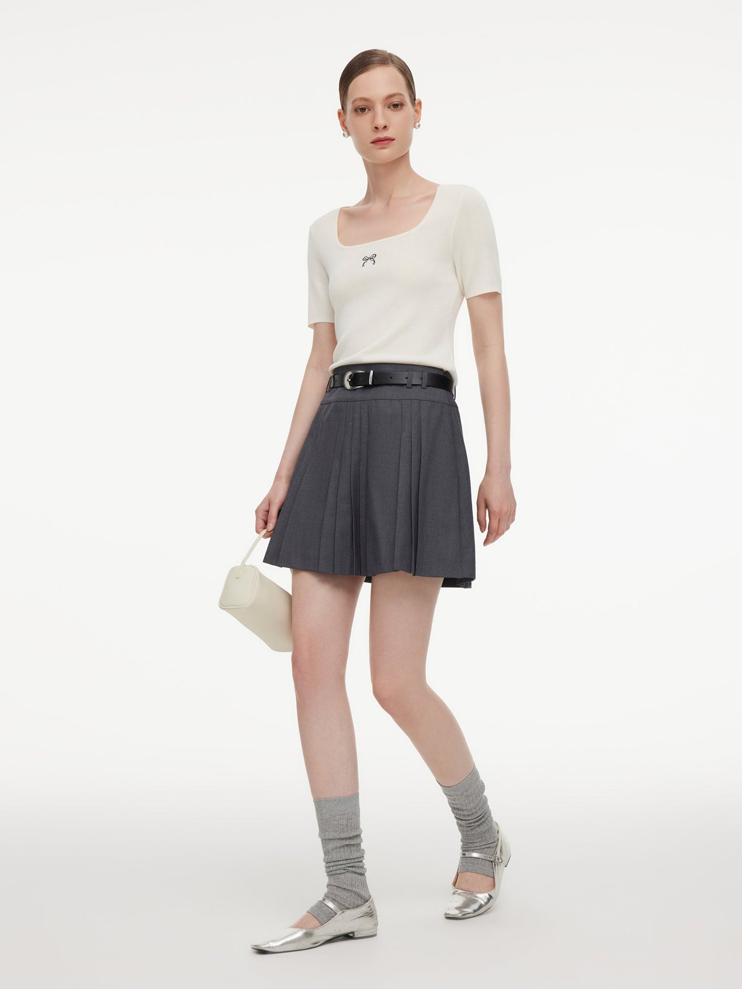 A-Line Pleated Women Skirt With Belt