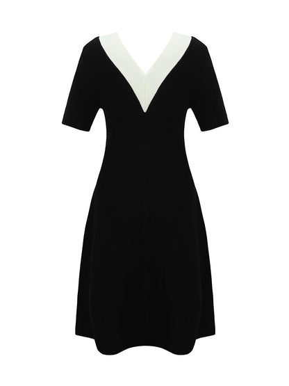 Pre-Order Contrast V-Neck Slim Knitted Women Midi Dress