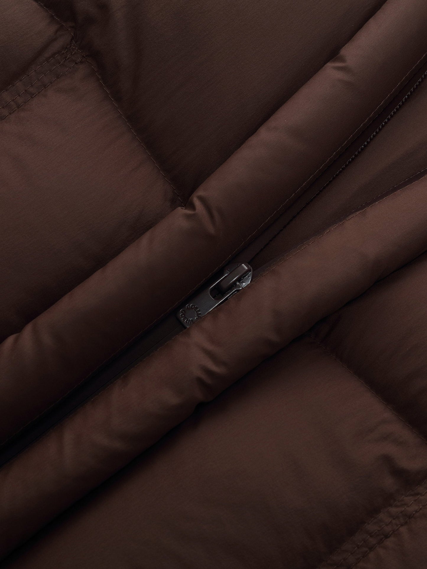 Lightweight Water-repellent Hooded Goose Down Jacket