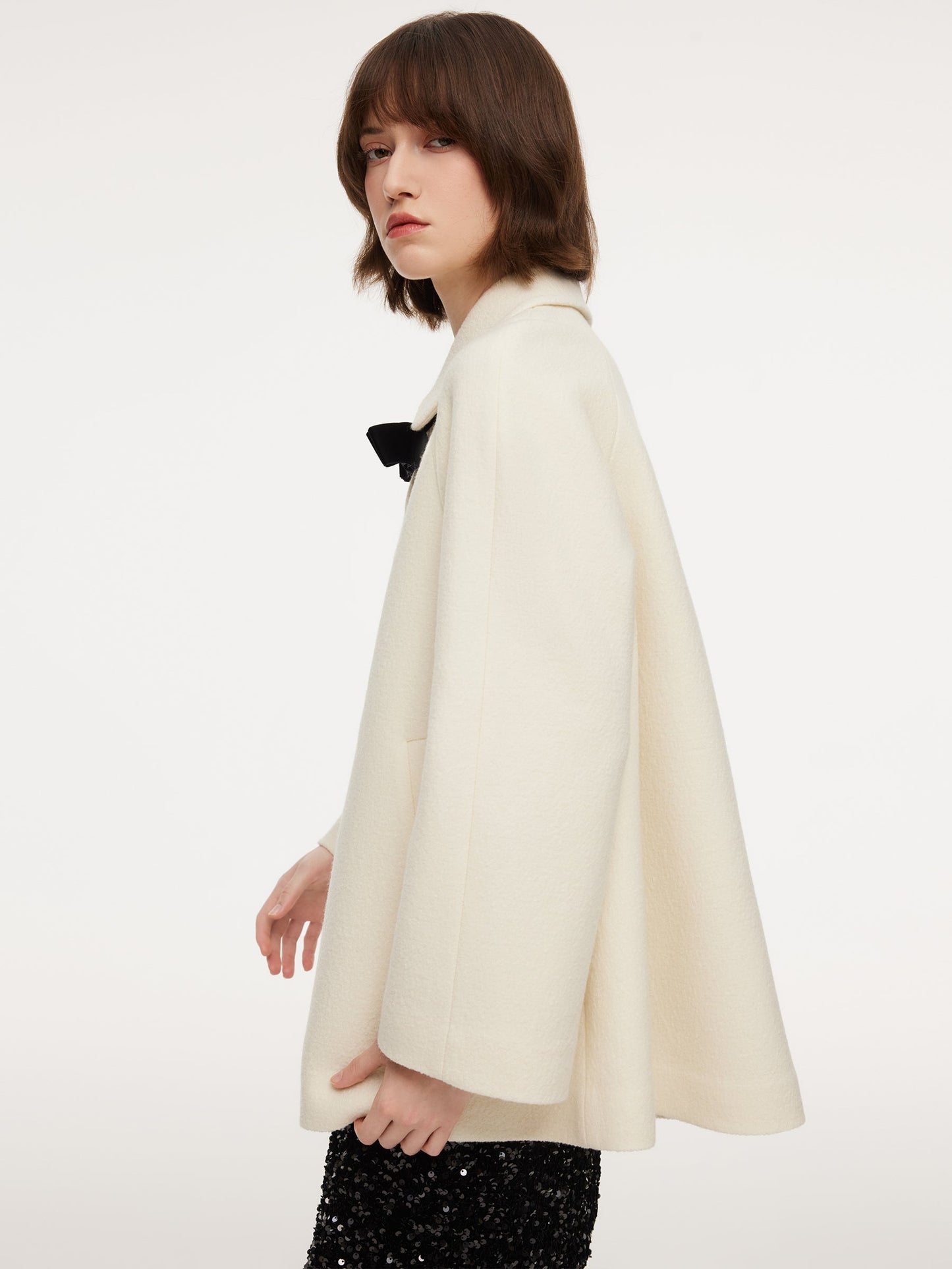 100% Wool Women Coat With Detachable Bowknot