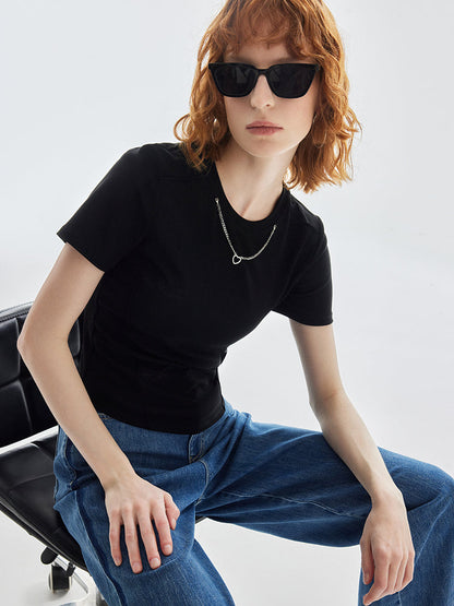 Slim Women T-shirt With Detachable Chain