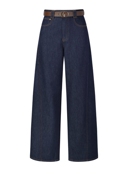 Denim Curved-Leg Women Jeans With Leather Belt