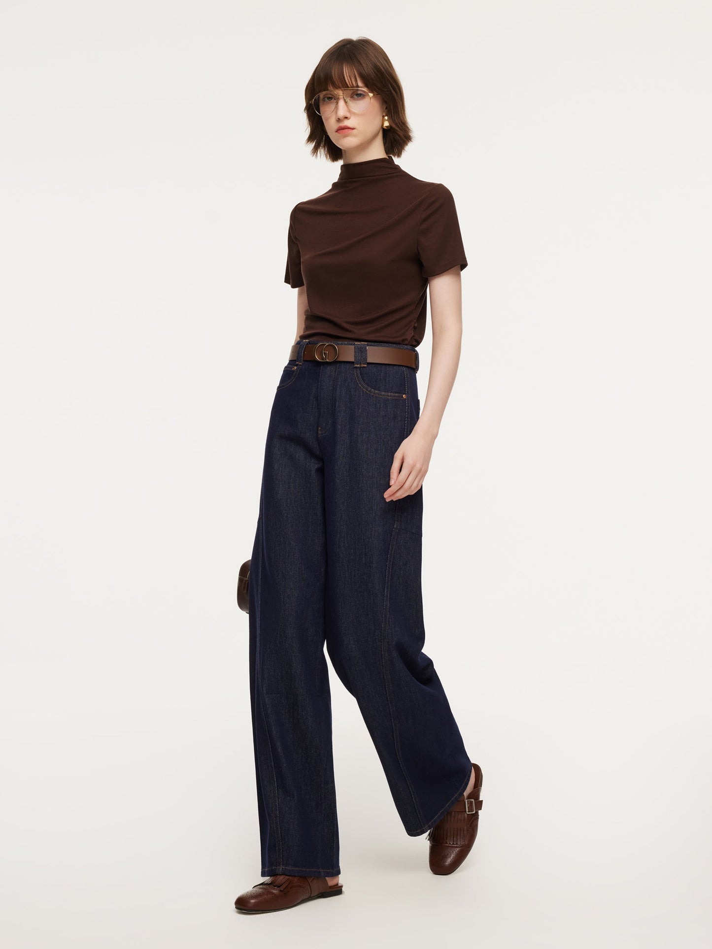 Denim Curved-Leg Women Jeans With Leather Belt